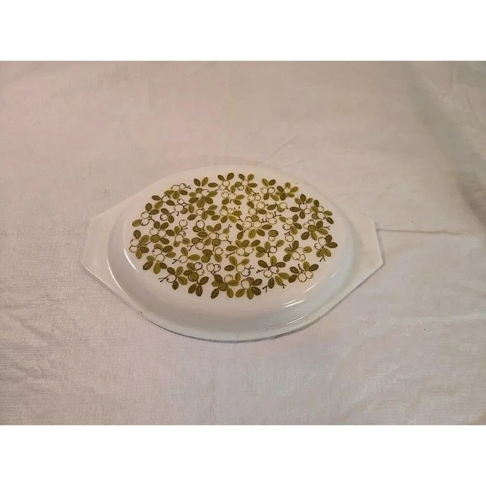 PYREX 945C 1960's Casserole Cover Lid Green Verde Olive 2.5qt